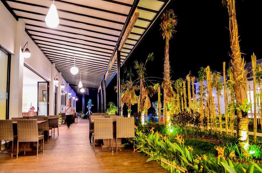 Neo Eltari Kupang By Aston Otel Dış mekan fotoğraf